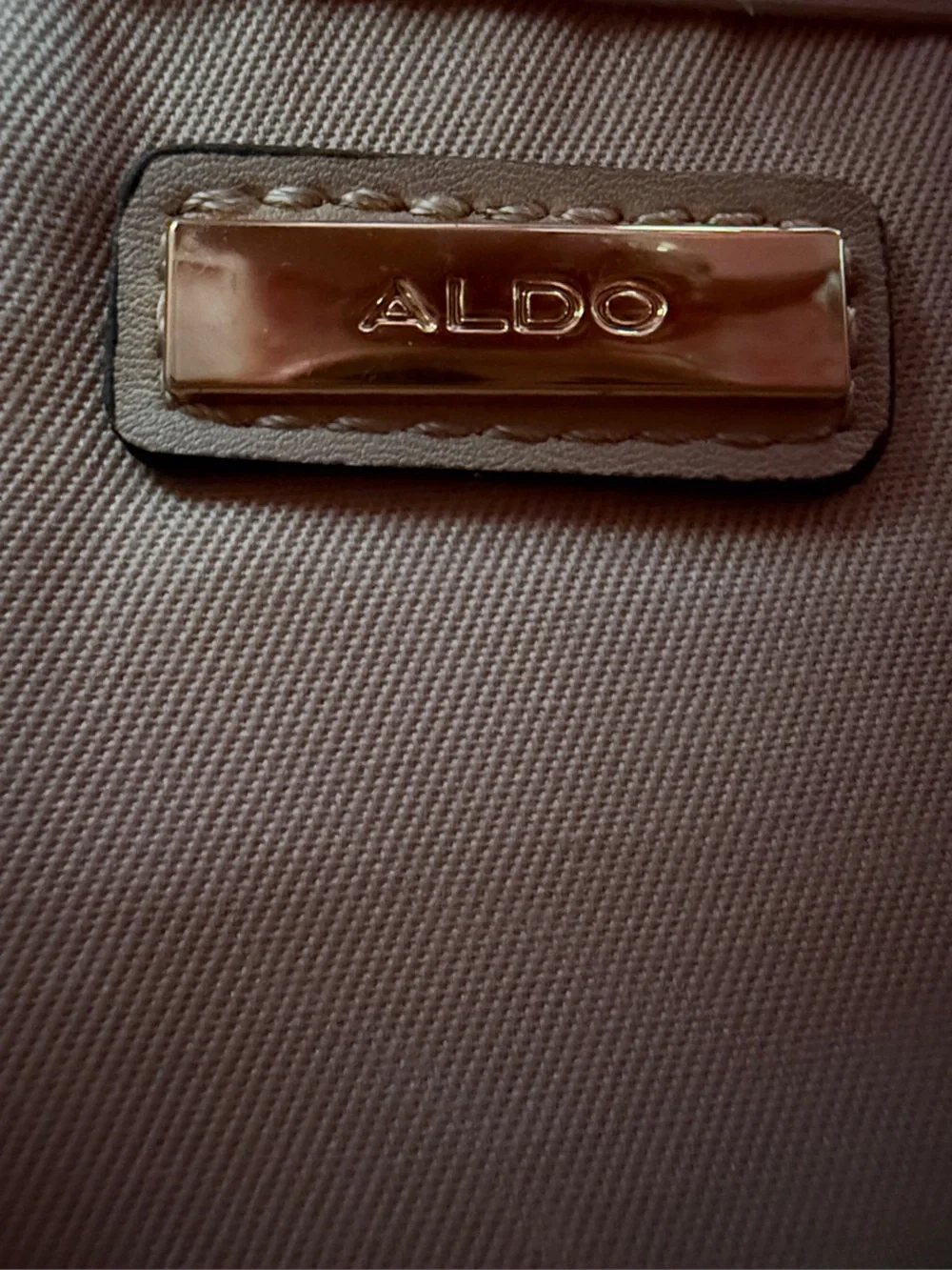 Aldo description elevate